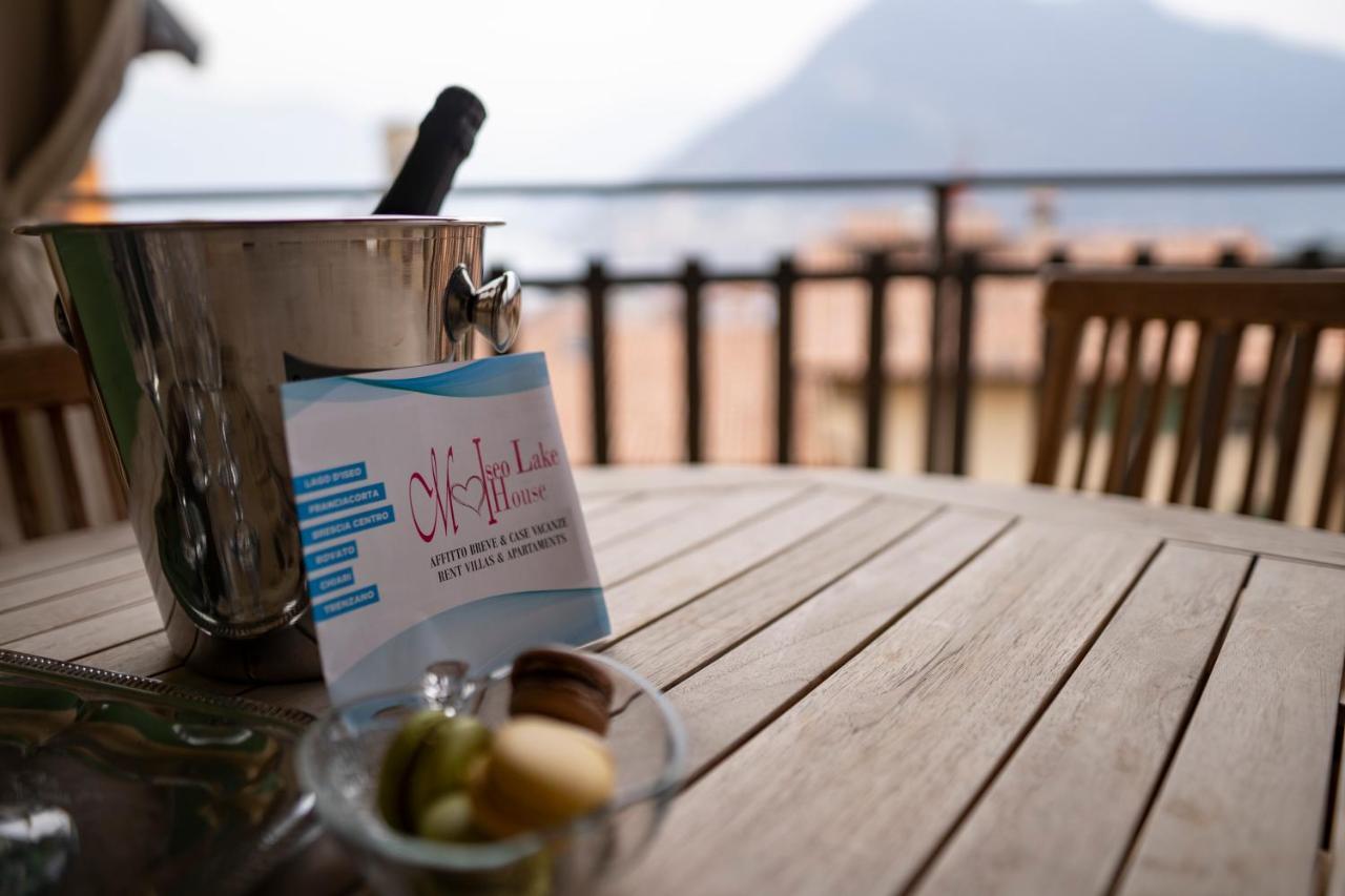 Romantic Lake View House スルツァーノ エクステリア 写真