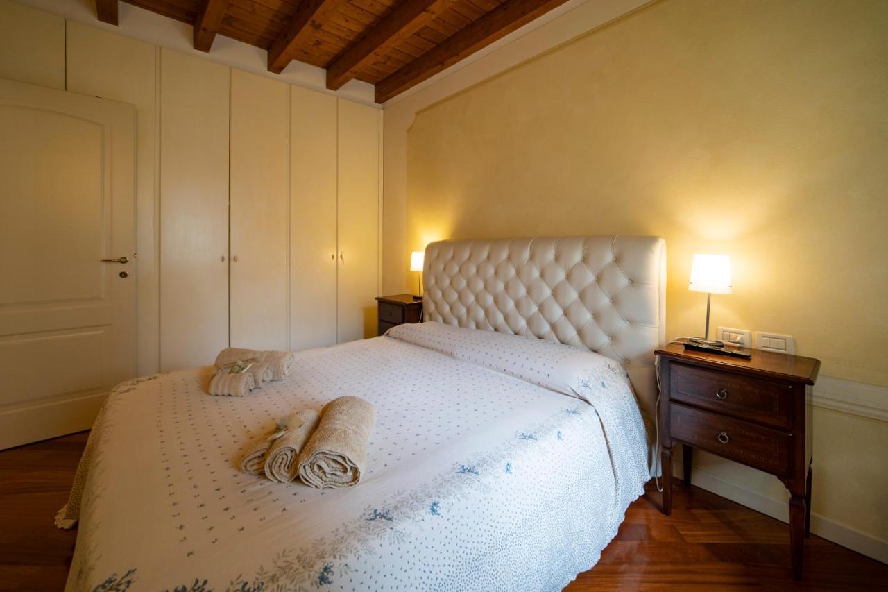 Romantic Lake View House スルツァーノ エクステリア 写真